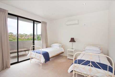 Four Kings Apartments - Hotel Gold Coast 7