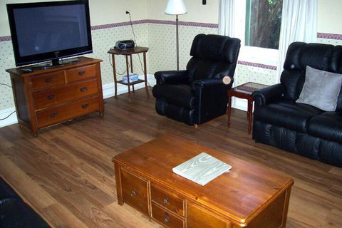 Smith Street Villa Naracoorte - Hotel Gold Coast 7