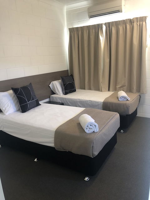 Q Express - Hotel Gold Coast 4