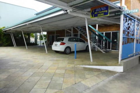 Airlie Court Units - Hotel Gold Coast 7
