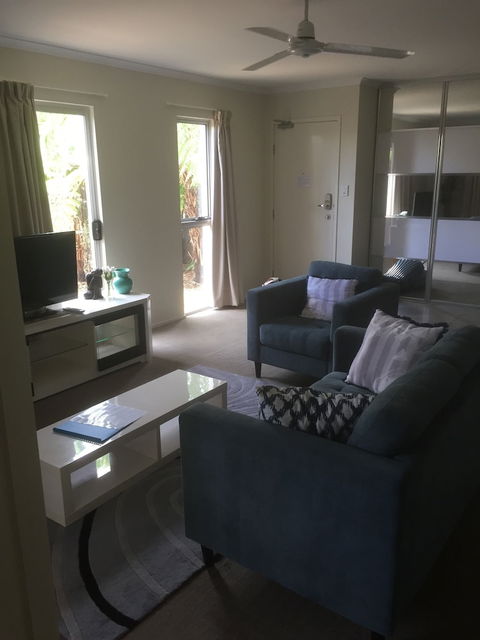 Airlie Central Apartments - Hotel Gold Coast 5