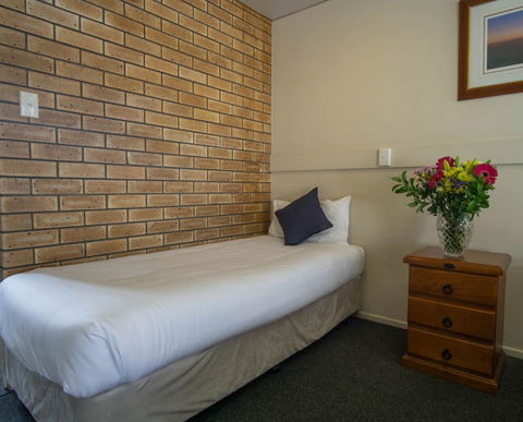 Acacia Motor Inn - Hotel Gold Coast 6