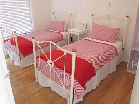The Little Red Hen Bed & Breakfast - Hotel Gold Coast 0