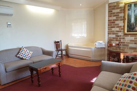 Leagues Motel - Hotel Gold Coast 5