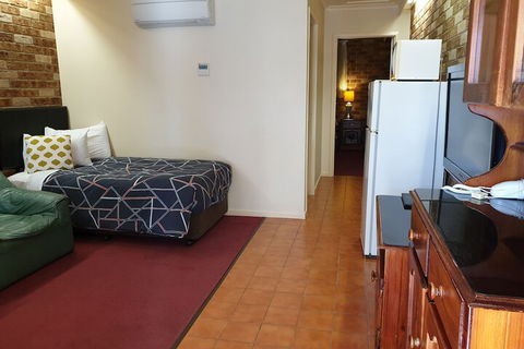 Leagues Motel - Hotel Gold Coast 4