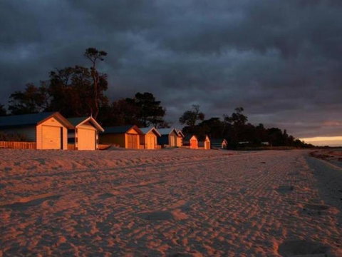 Westend Apartment At The Beach - Hotel Gold Coast 4