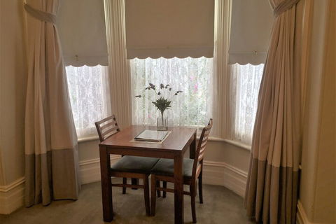 Arundel's Boutique Accommodation - Hotel Gold Coast 6