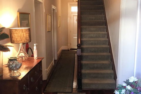 Arundel's Boutique Accommodation - Hotel Gold Coast 3