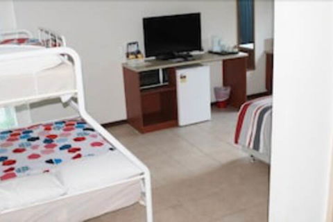 Avocados Accommodation - Hotel Gold Coast 5
