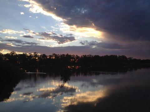 Nagambie Waterfront Motel - Hotel Gold Coast 3