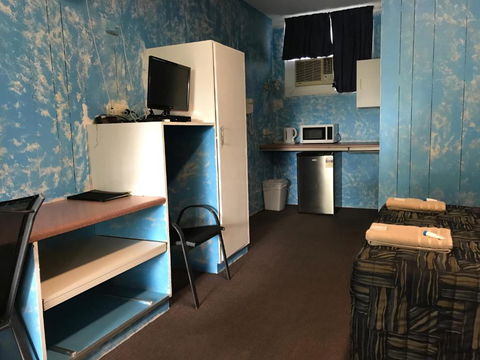 Tropical City Motor Inn - Hotel Gold Coast 3