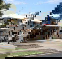 Emerald Central Palms Motel - Hotel Gold Coast
