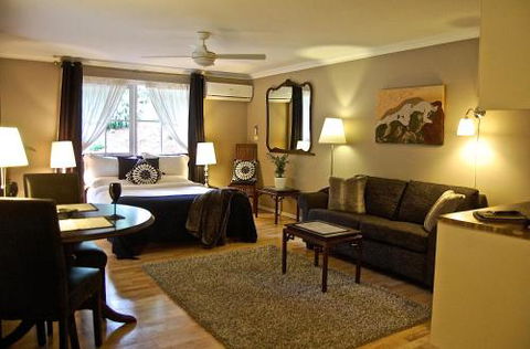 Mount Evelyn Retreat - Hotel Gold Coast 4