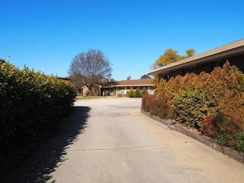 Jacaranda Motel & Holiday Units - Hotel Gold Coast 1