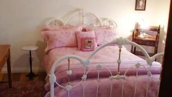 Albury Cottages - Hotel Gold Coast 4