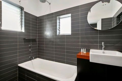 Jacques Avenue - Hotel Gold Coast 7