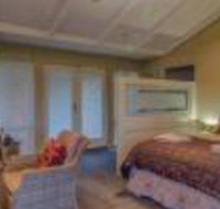 Windfall Vineyard Cottage - Hotel Gold Coast
