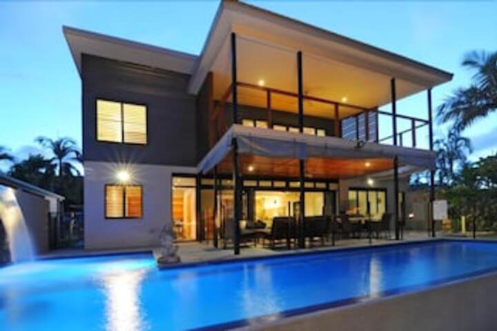 Bramston Beach QLD Hotel Gold Coast