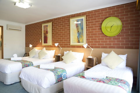 Yackandandah Motor Inn - Hotel Gold Coast 4
