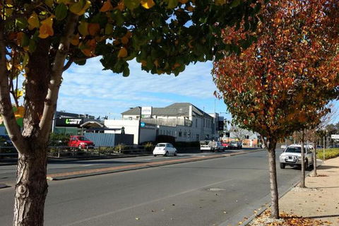 Hobart Villa - Hotel Gold Coast 1