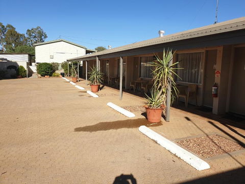 Warrego Motel - Hotel Gold Coast 1