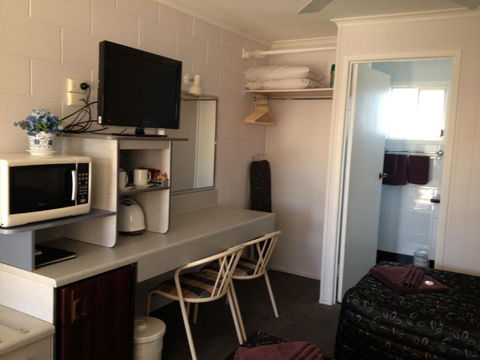 Warrego Motel - Hotel Gold Coast 4