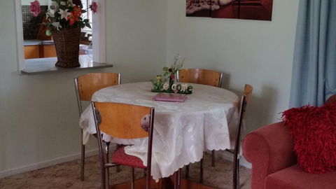 Kangaroo Island Accommodation - Hotel Gold Coast 5