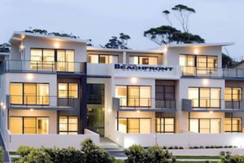 Mollymook Beachfront Executive Apartment - Hotel Gold Coast 4