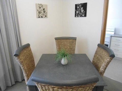 Ashwood Apartment Bellerive - Hotel Gold Coast 1