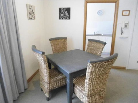 Ashwood Apartment Bellerive - Hotel Gold Coast 5