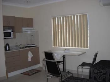 Molika Springs Motel - Hotel Gold Coast 3