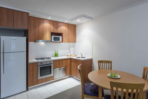 Waldorf Waitara Residential Apartments - Hotel Gold Coast 2