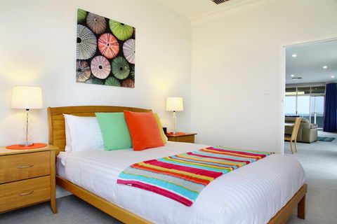Seaview Sunset Holiday Apartments - Hotel Gold Coast 6