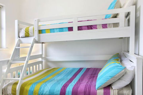 Seaview Sunset Holiday Apartments - Hotel Gold Coast 5