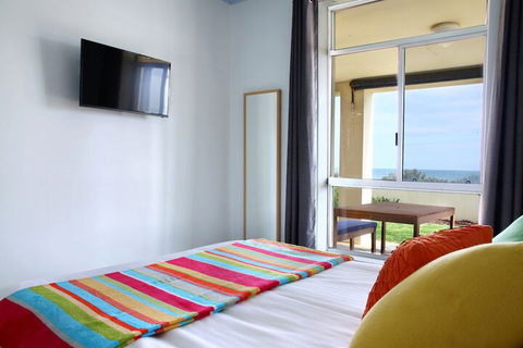 Seaview Sunset Holiday Apartments - Hotel Gold Coast 7