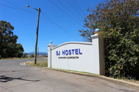 SJ Hostel - Hotel Gold Coast 0