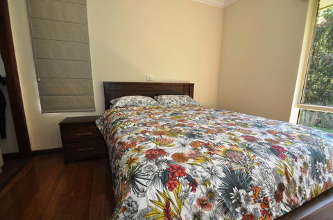 11 Barkala St. Dalmeny - Hotel Gold Coast 5