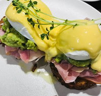 The Hungry Fox Cafe - Hotel Gold Coast