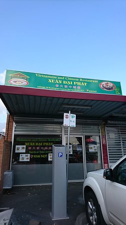 Xuan Dai Phat Restaurant - Hotel Gold Coast 0