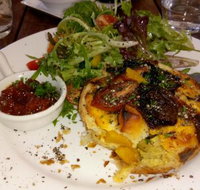 Seasons Restaurant at Cloudehill - Hotel Gold Coast