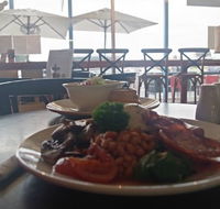 Sandy Feet Cafe - Hotel Gold Coast
