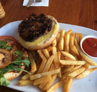Nikos Cafe Restaurant and Bar - Hotel Gold Coast