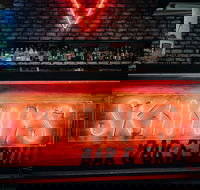 Skinnys Bar and Grill - Hotel Gold Coast