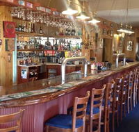 Apsley Arms Hotel
