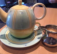 Bellz Cafe - Hotel Gold Coast