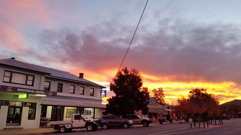 Kootingal Hotel Restaurant - Hotel Gold Coast 0