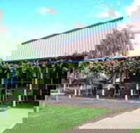 Red Earth Estate Dumpling House - Hotel Gold Coast