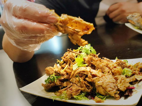 The Restaurant Chinese Skewers BBQ - Hotel Gold Coast 0