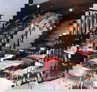 Deja Vu - Hotel Gold Coast