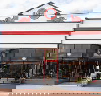 The Red Velvet Lounge - Hotel Gold Coast